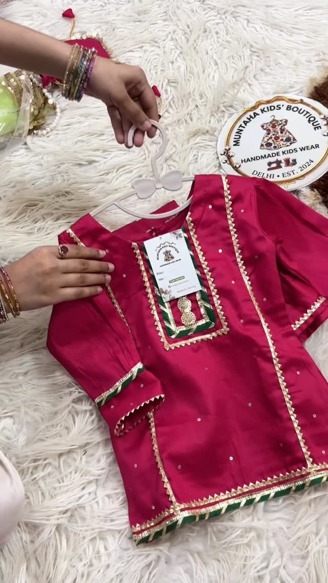 Gota Lace Gharara Set with Potli Bag โ Rani